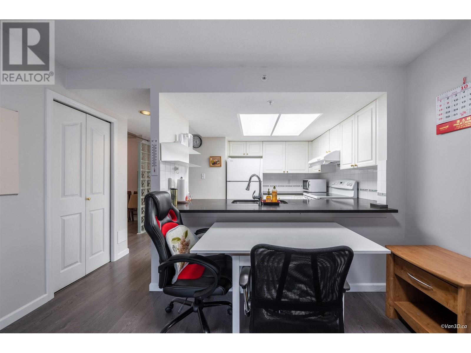 308 6088 Minoru Boulevard, Richmond, British Columbia  V6Y 4A8 - Photo 2 - R2825833