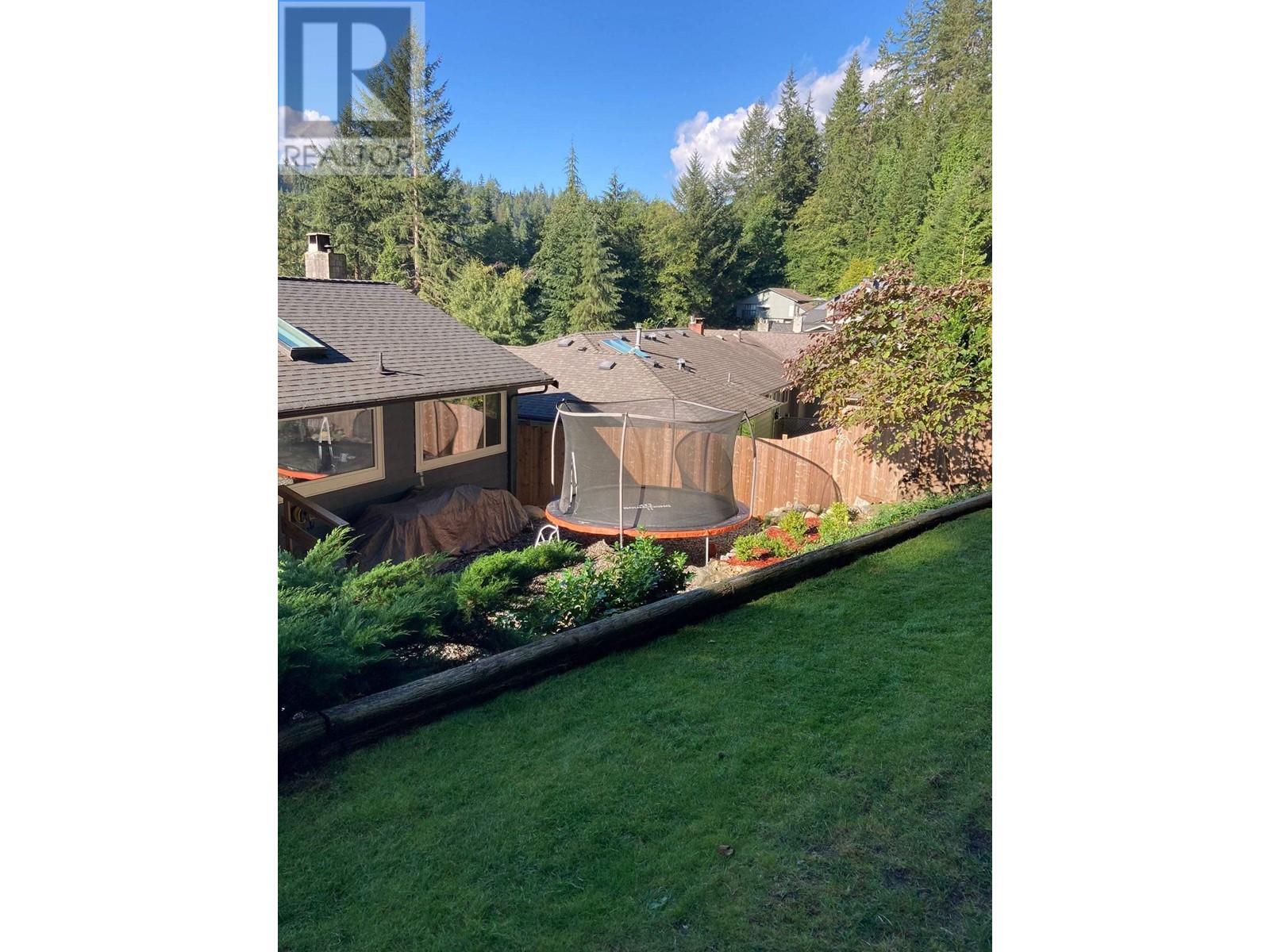 2002 Rivergrove Place, North Vancouver, British Columbia  V7H 2L4 - Photo 10 - R2826548
