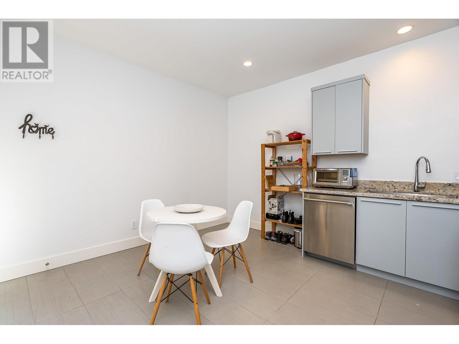 3410 W 15th Avenue, Vancouver, British Columbia  V6R 2Z1 - Photo 37 - R2825648