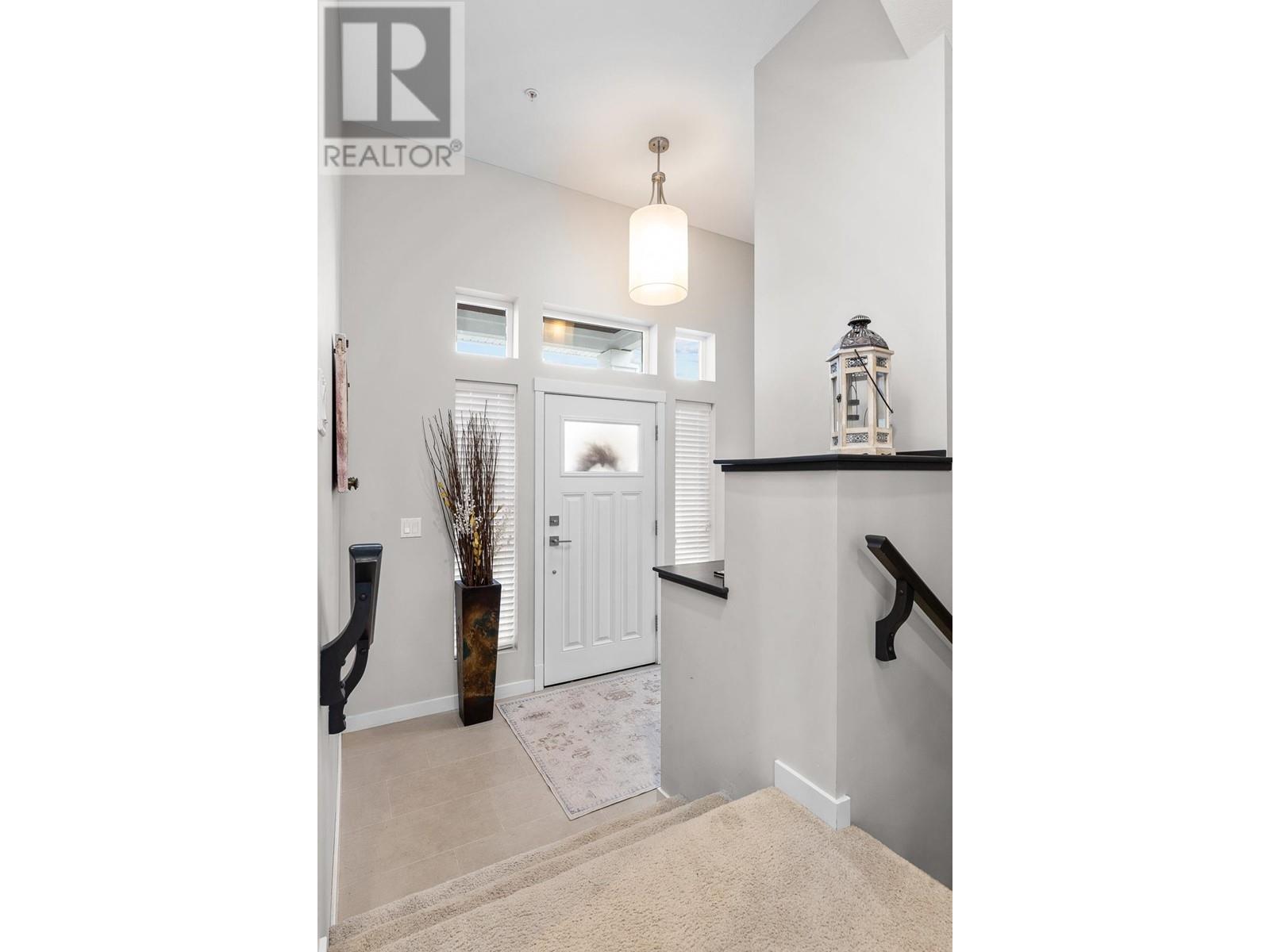 24403 112a Avenue, Maple Ridge, British Columbia  V2W 0H4 - Photo 4 - R2826474