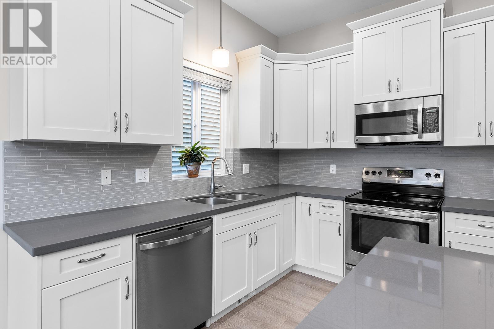 24403 112a Avenue, Maple Ridge, British Columbia  V2W 0H4 - Photo 12 - R2826474
