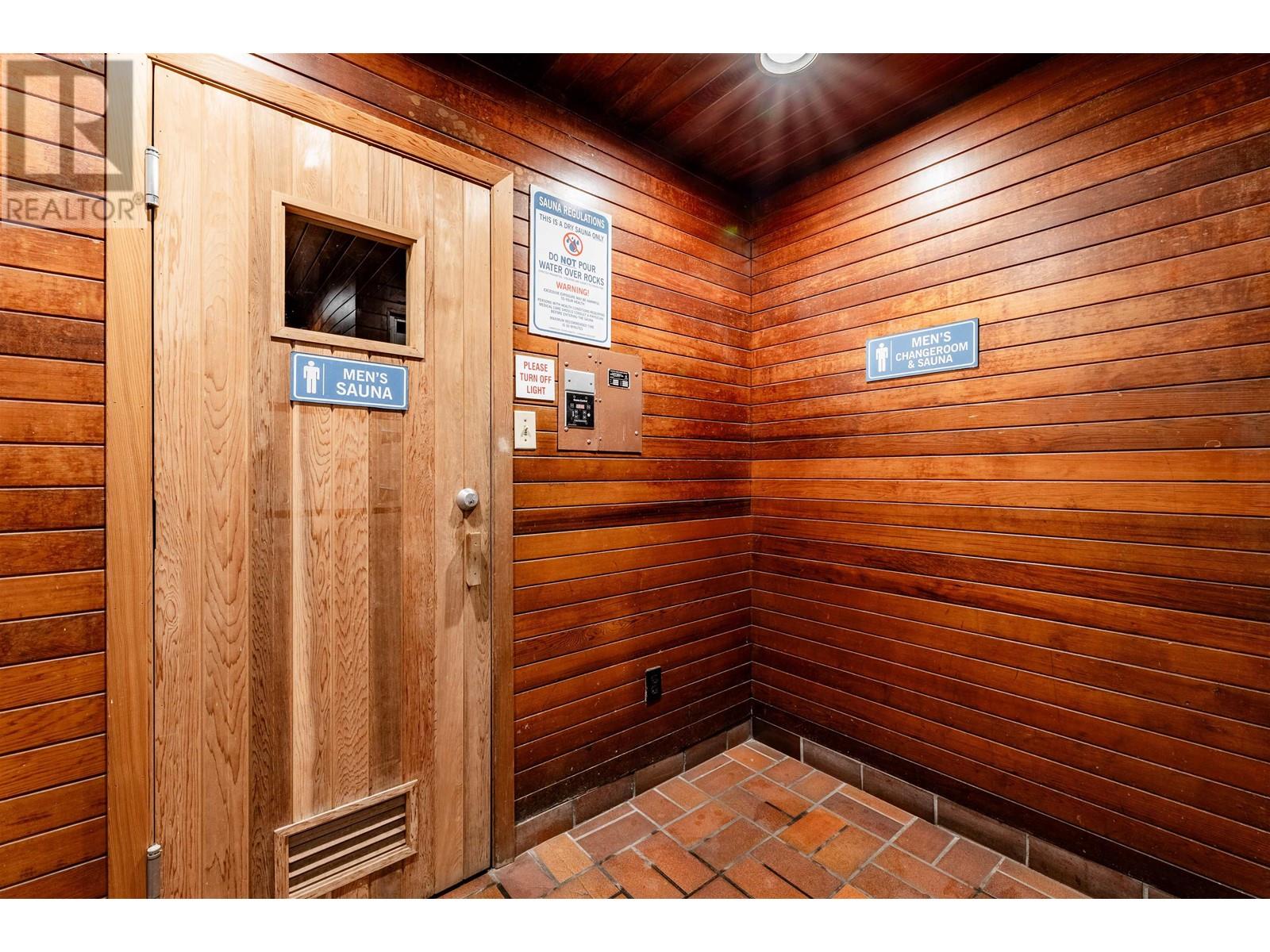 2004 3771 Bartlett Court, Burnaby, British Columbia  V3J 7G8 - Photo 24 - R2825201