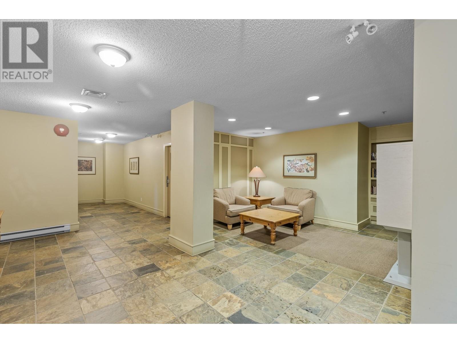 207 3033 Terravista Place, Port Moody, British Columbia  V3H 5A3 - Photo 5 - R2825872