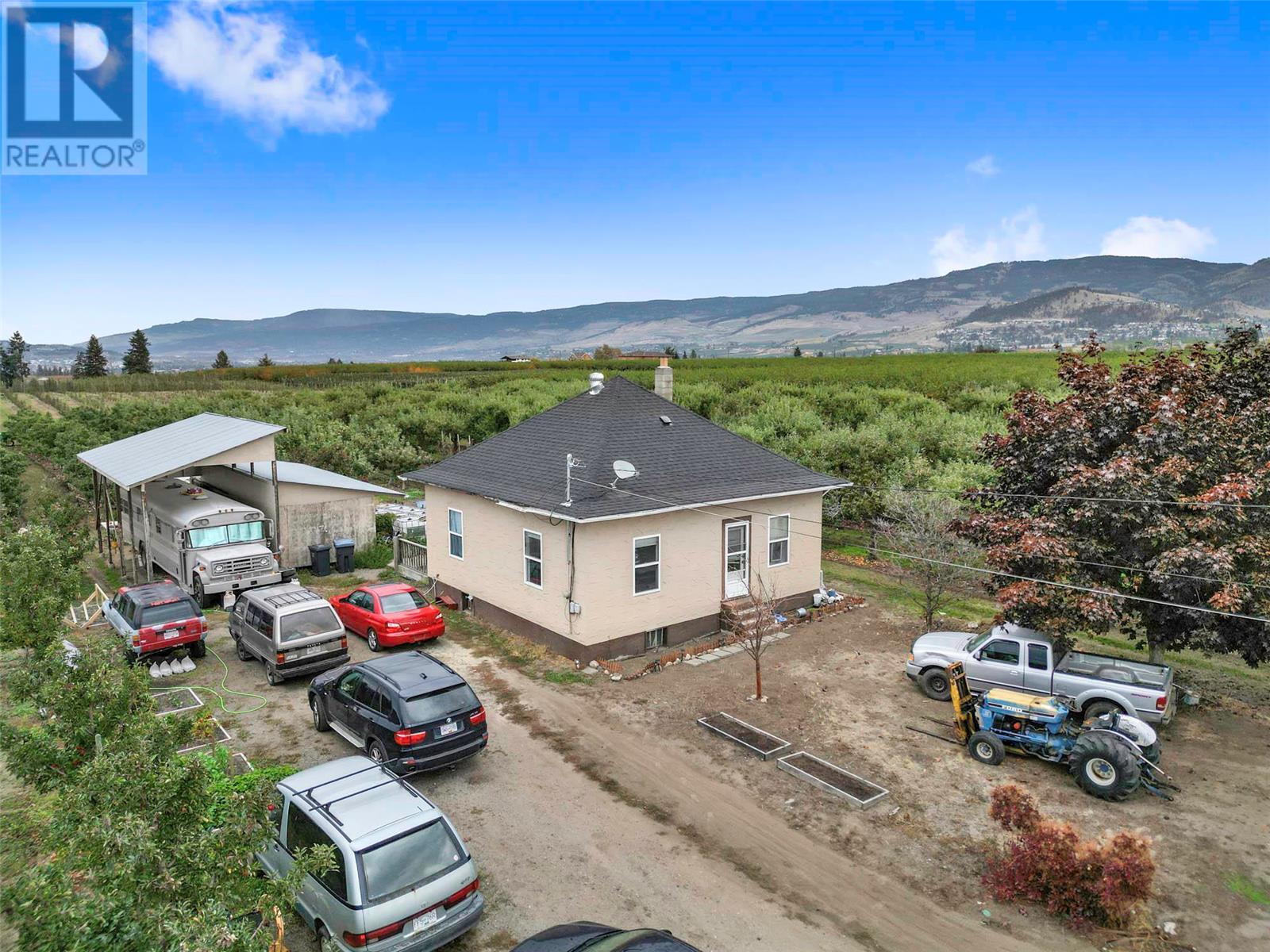 3260 Pooley Road Kelowna