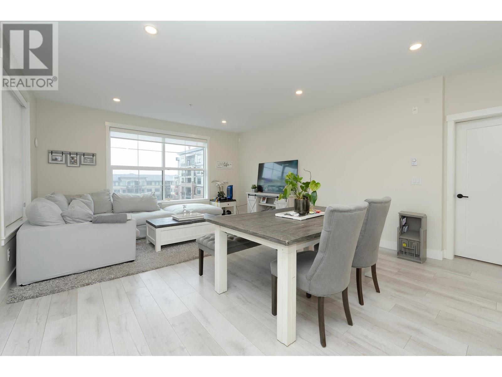 407 11893 227 Street, Maple Ridge, British Columbia  V2X 6H9 - Photo 10 - R2826358