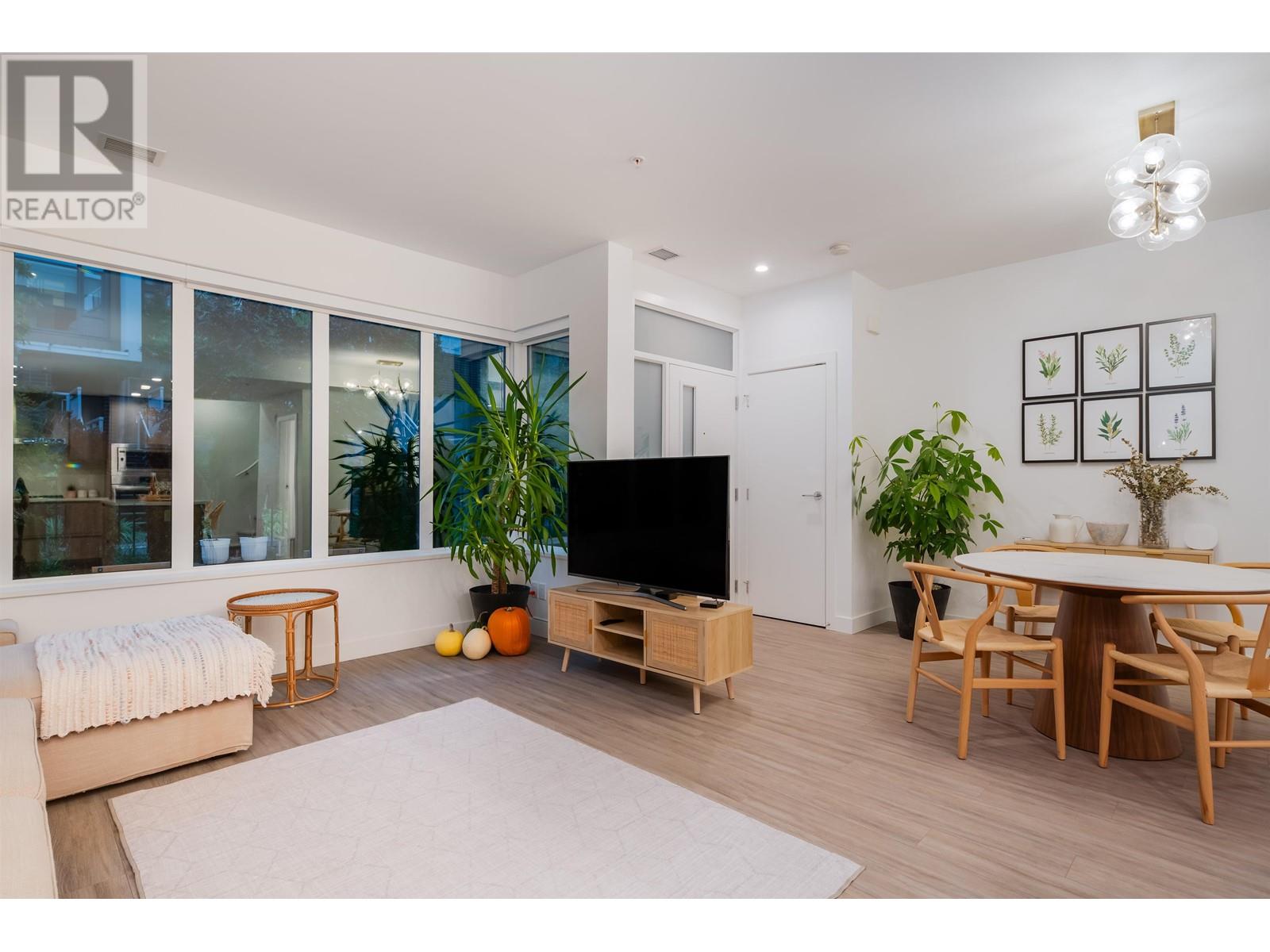 107 2060 Curling Road, North Vancouver, British Columbia  V7P 0E1 - Photo 6 - R2826550