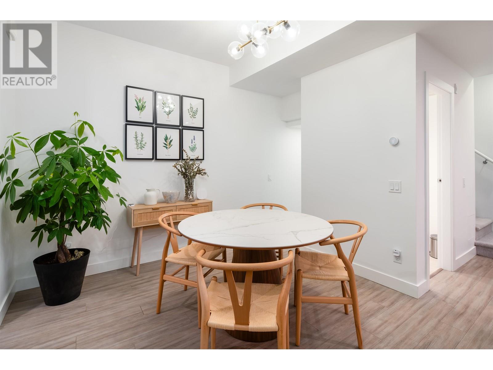 107 2060 Curling Road, North Vancouver, British Columbia  V7P 0E1 - Photo 8 - R2826550