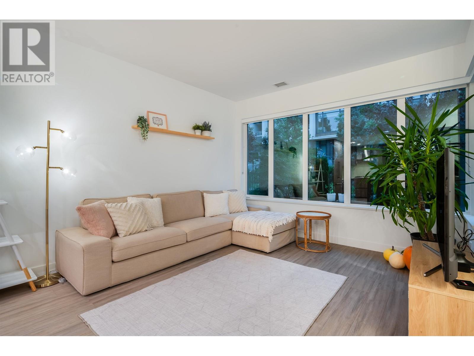 107 2060 Curling Road, North Vancouver, British Columbia  V7P 0E1 - Photo 3 - R2826550