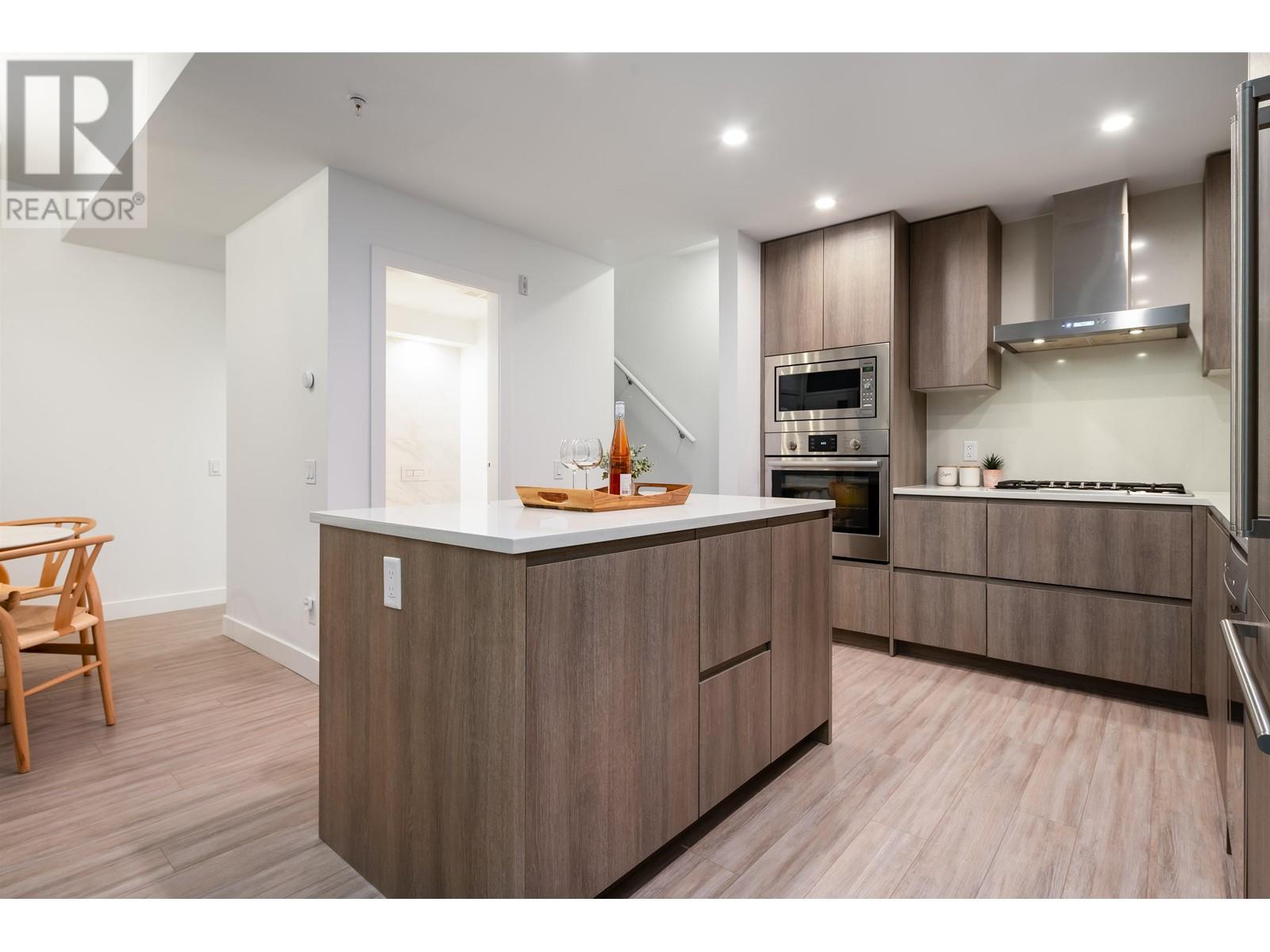 107 2060 Curling Road, North Vancouver, British Columbia  V7P 0E1 - Photo 13 - R2826550