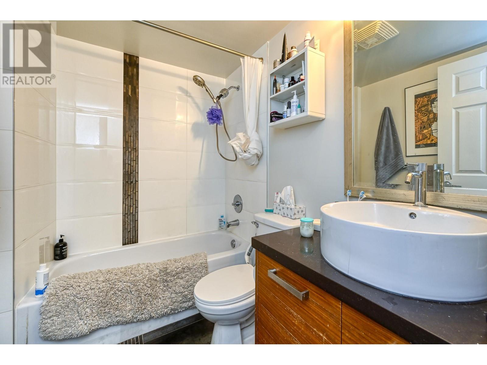 216 223 Mountain Highway, North Vancouver, British Columbia  V7J 3V3 - Photo 15 - R2826594