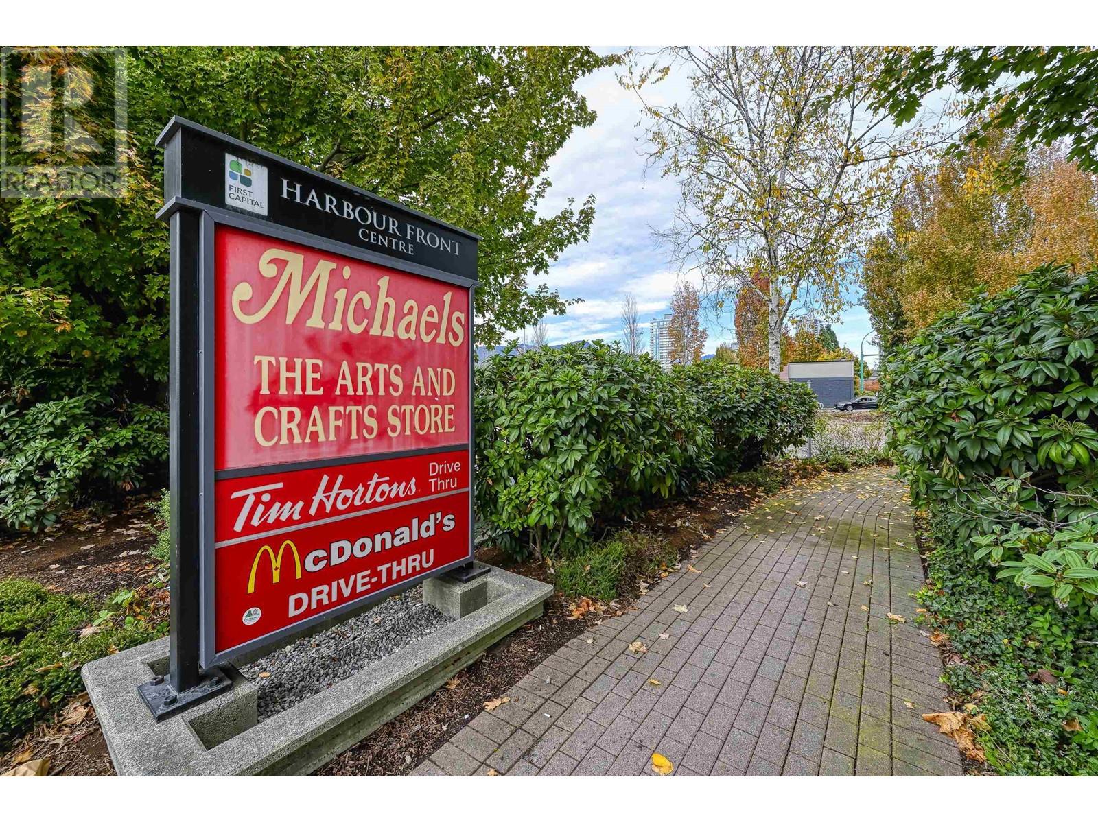 216 223 Mountain Highway, North Vancouver, British Columbia  V7J 3V3 - Photo 21 - R2826594