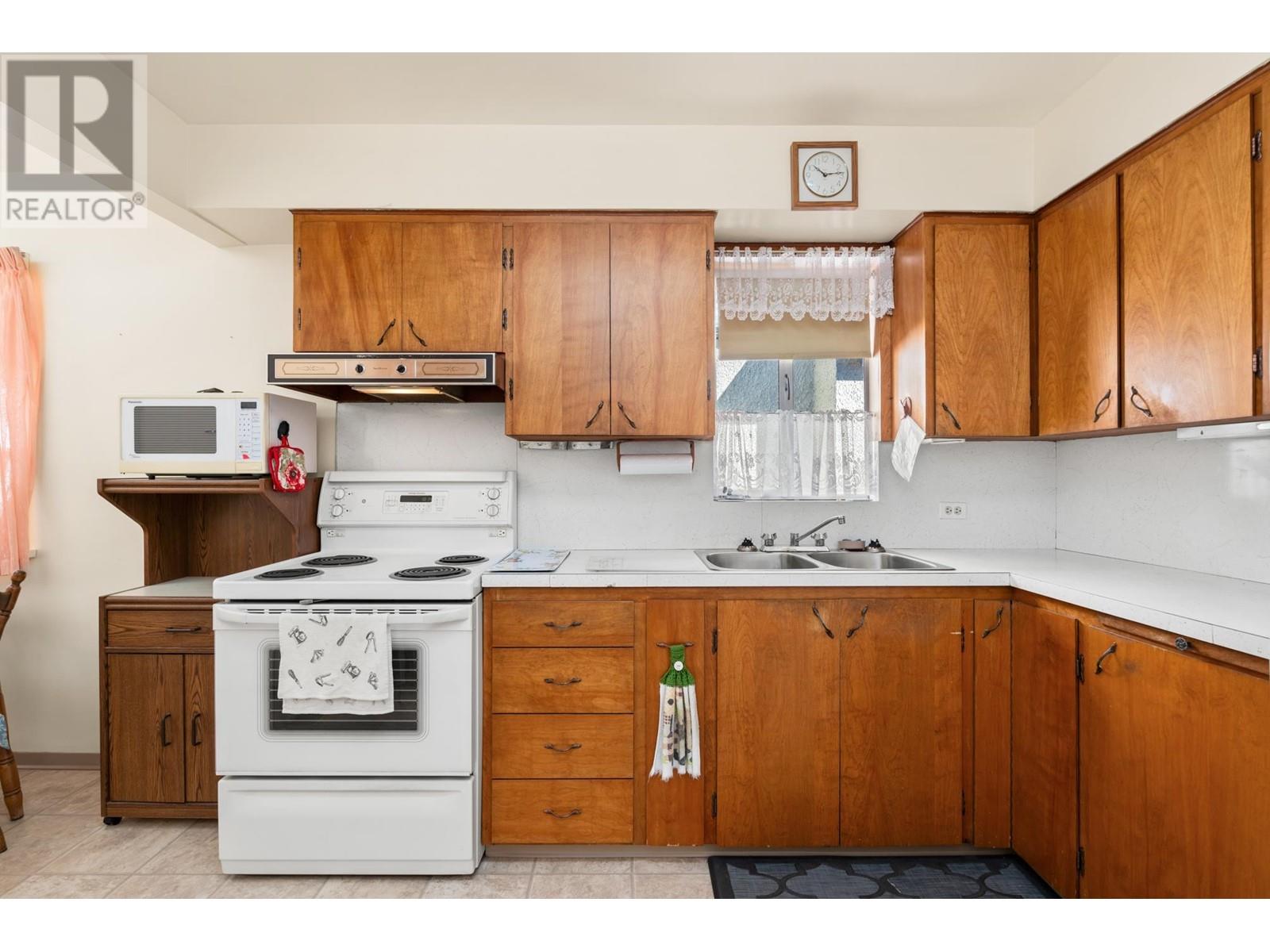 6791 Fleming Street, Vancouver, British Columbia  V5P 3H4 - Photo 14 - R2826589