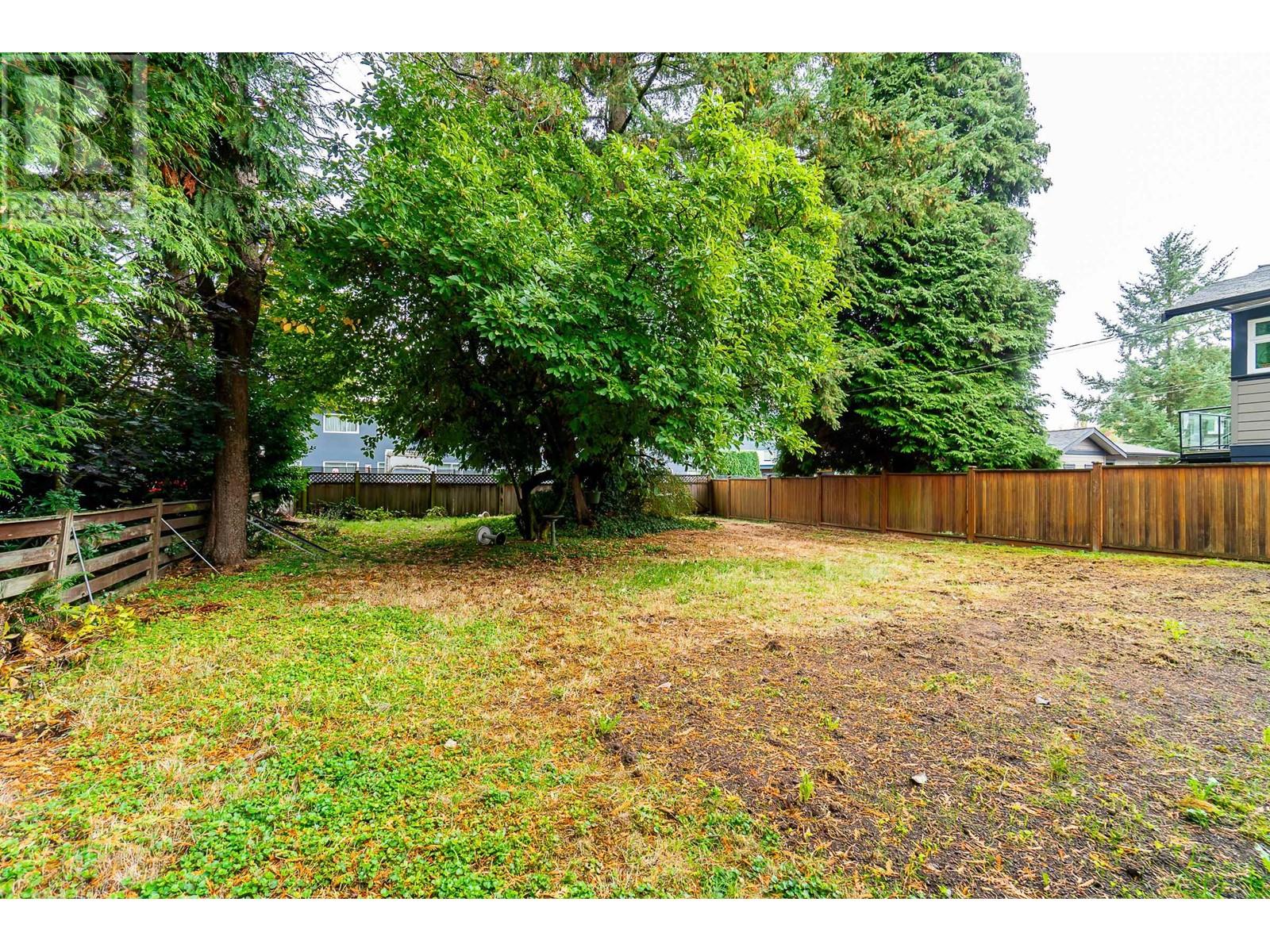 8348 12th Avenue, Burnaby, British Columbia  V3N 2L6 - Photo 32 - R2826229
