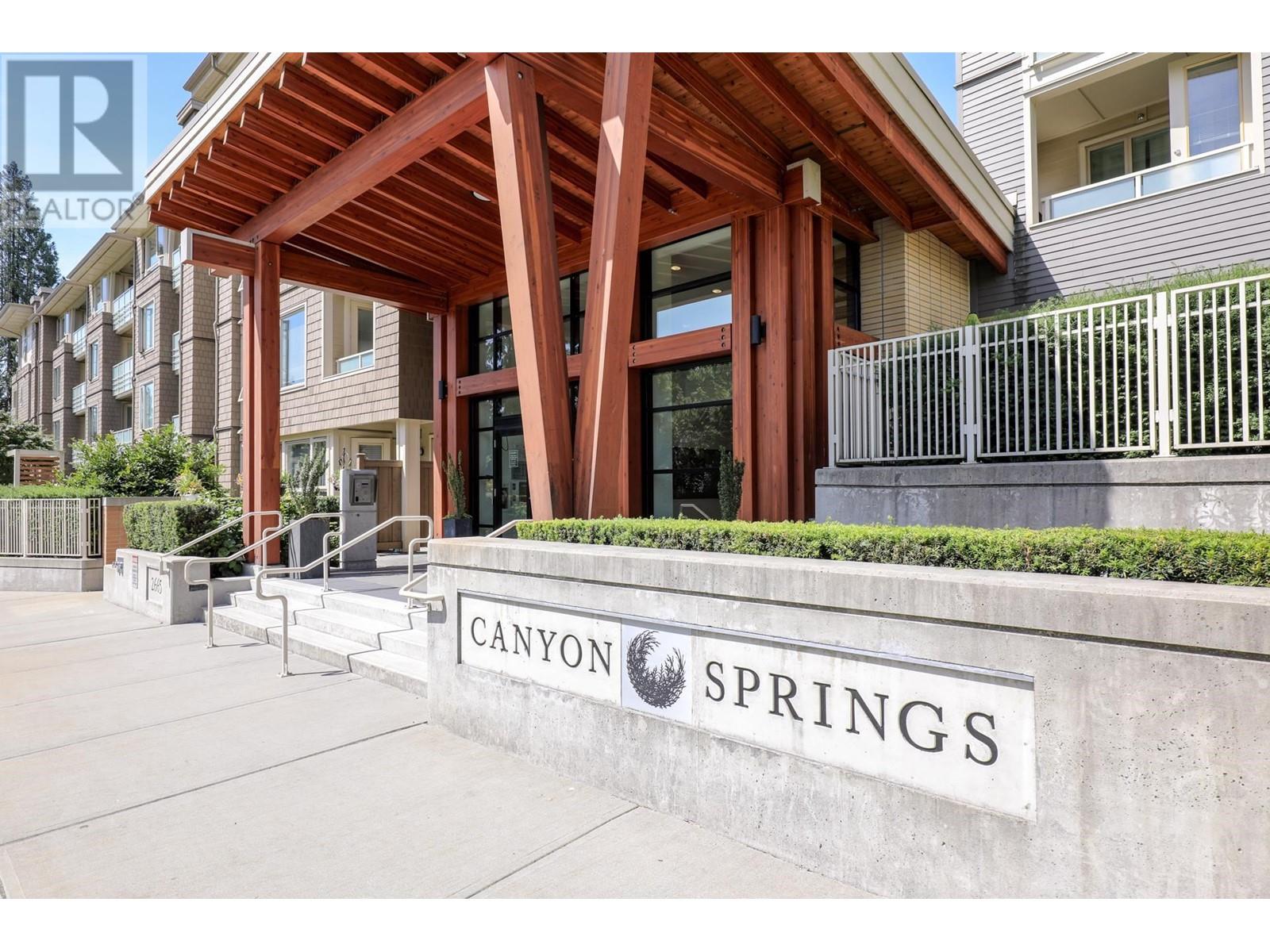 311 2665 MOUNTAIN HIGHWAY, north vancouver, British Columbia
