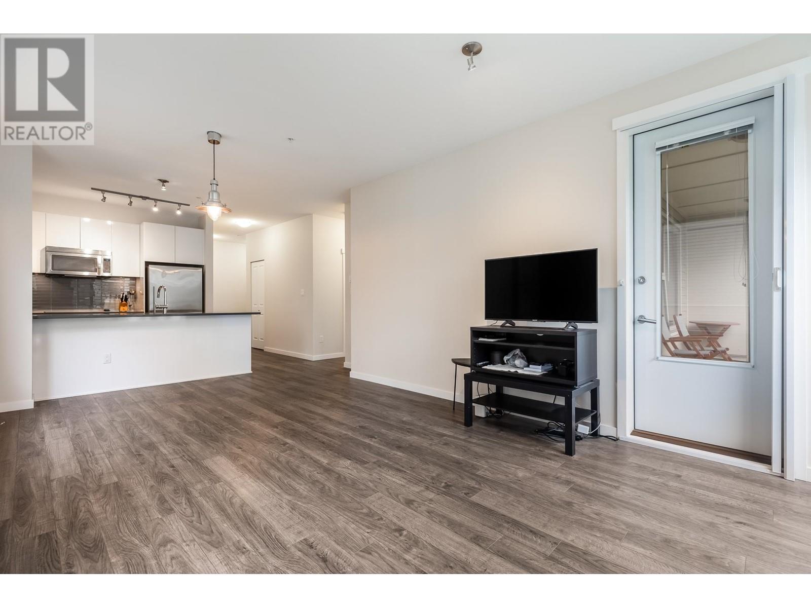 311 2665 Mountain Highway, North Vancouver, British Columbia  V7J 0A8 - Photo 9 - R2826275