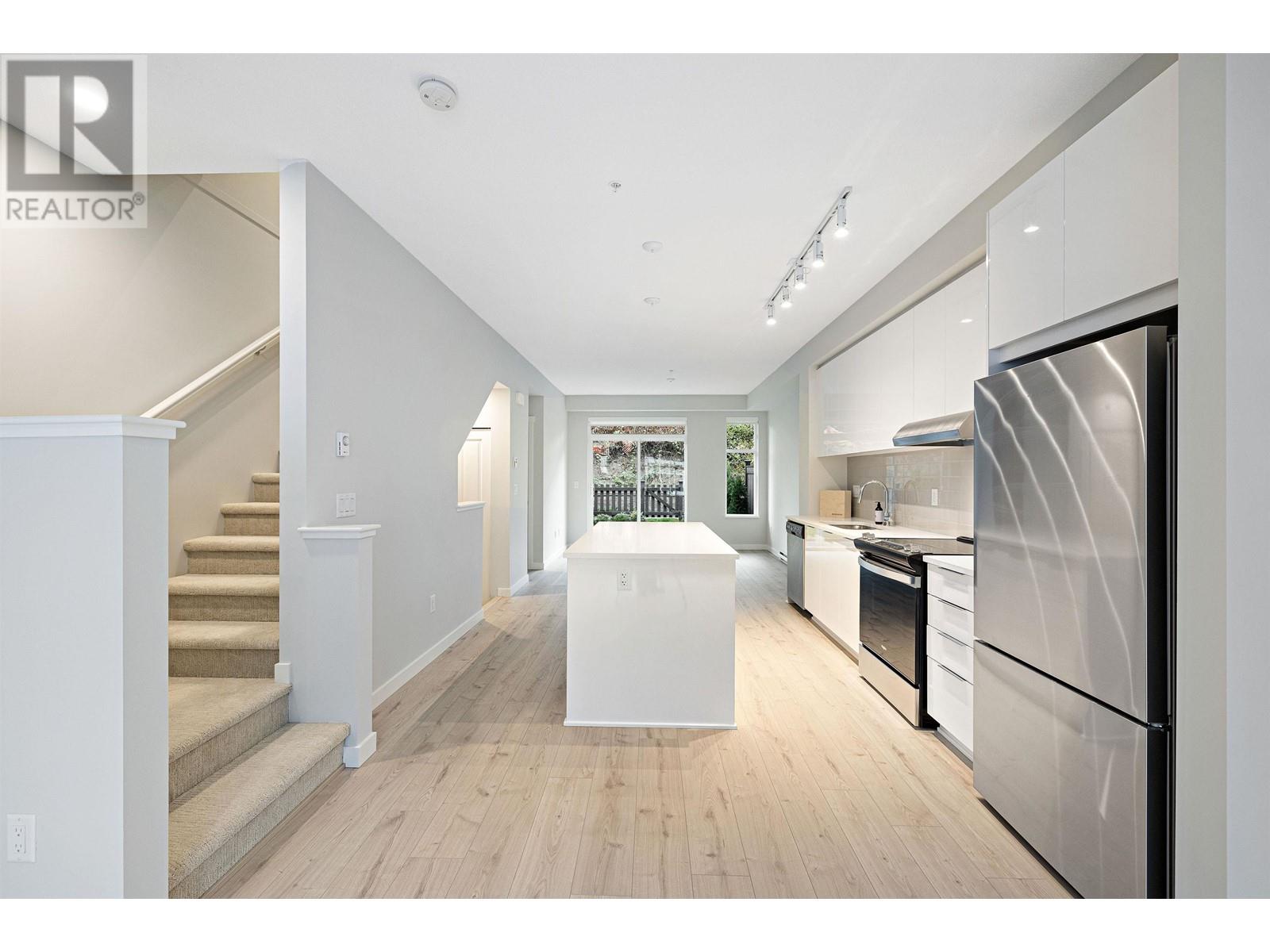 1069 11280 Pazarena Place, Maple Ridge, British Columbia  V2X 9H8 - Photo 16 - R2826585