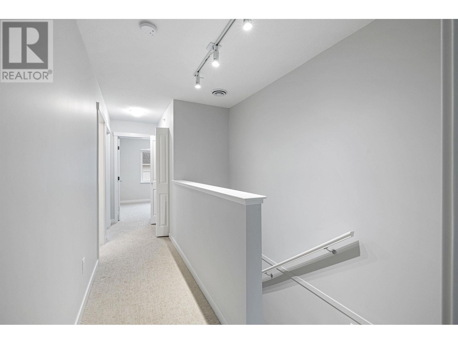 1069 11280 Pazarena Place, Maple Ridge, British Columbia  V2X 9H8 - Photo 21 - R2826585