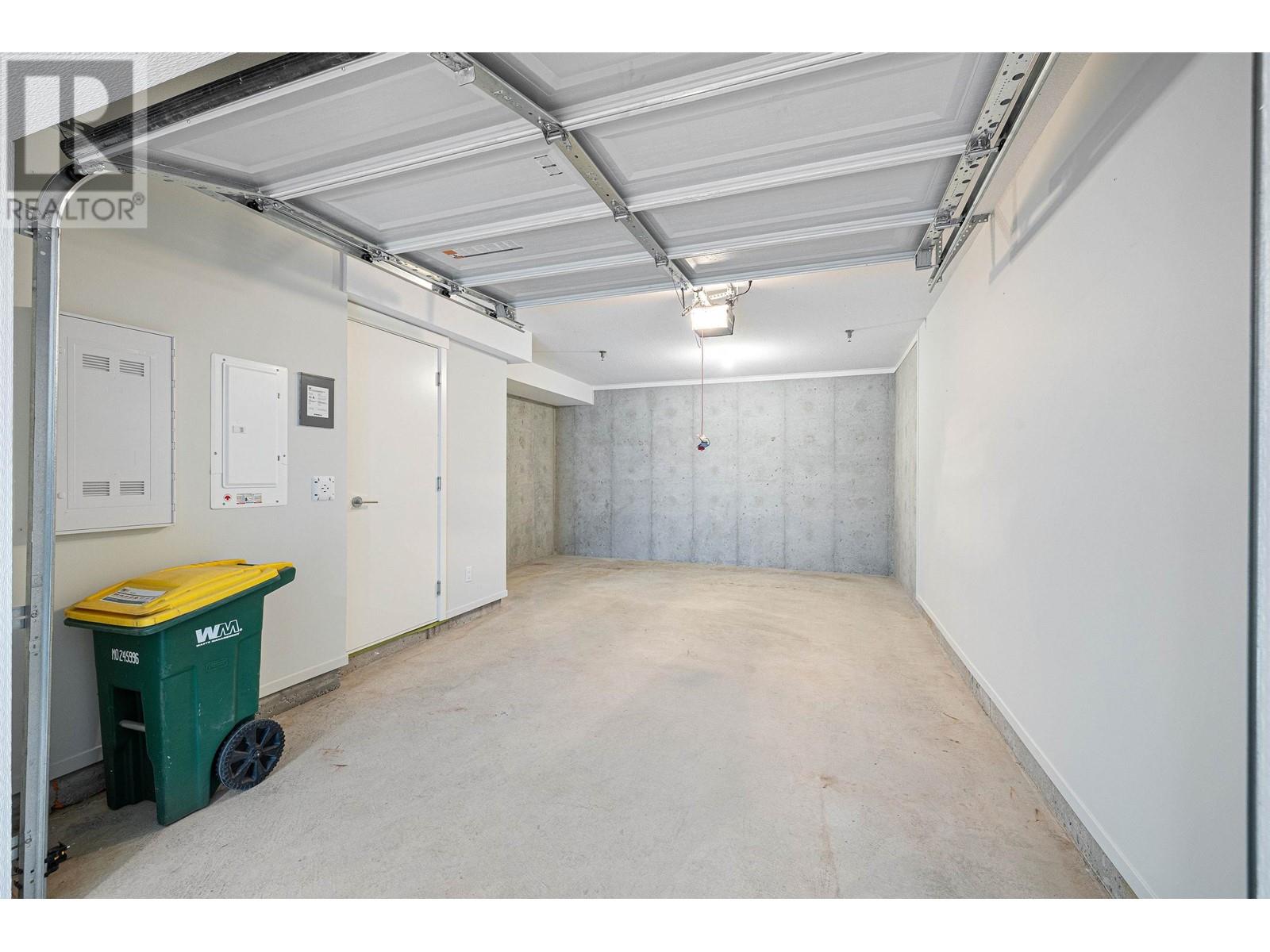 1069 11280 Pazarena Place, Maple Ridge, British Columbia  V2X 9H8 - Photo 32 - R2826585