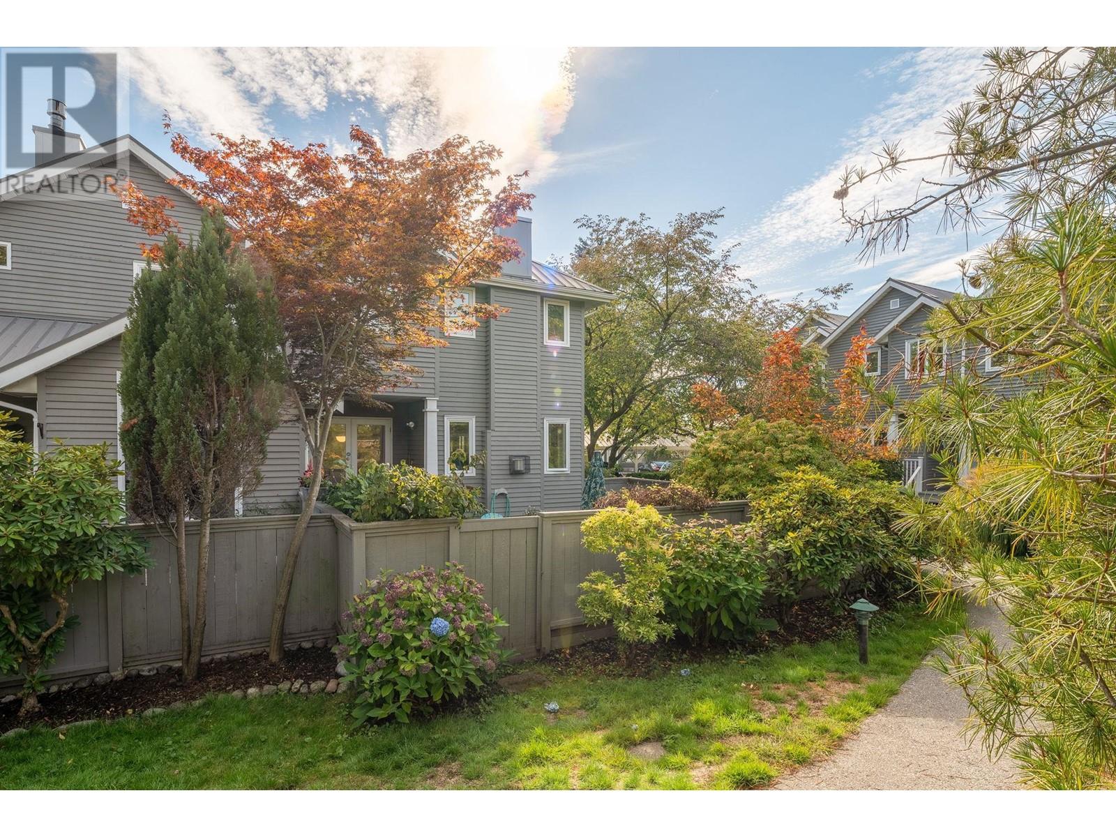 1548 Bowser Avenue, North Vancouver, British Columbia  V7P 2Y3 - Photo 12 - R2826608