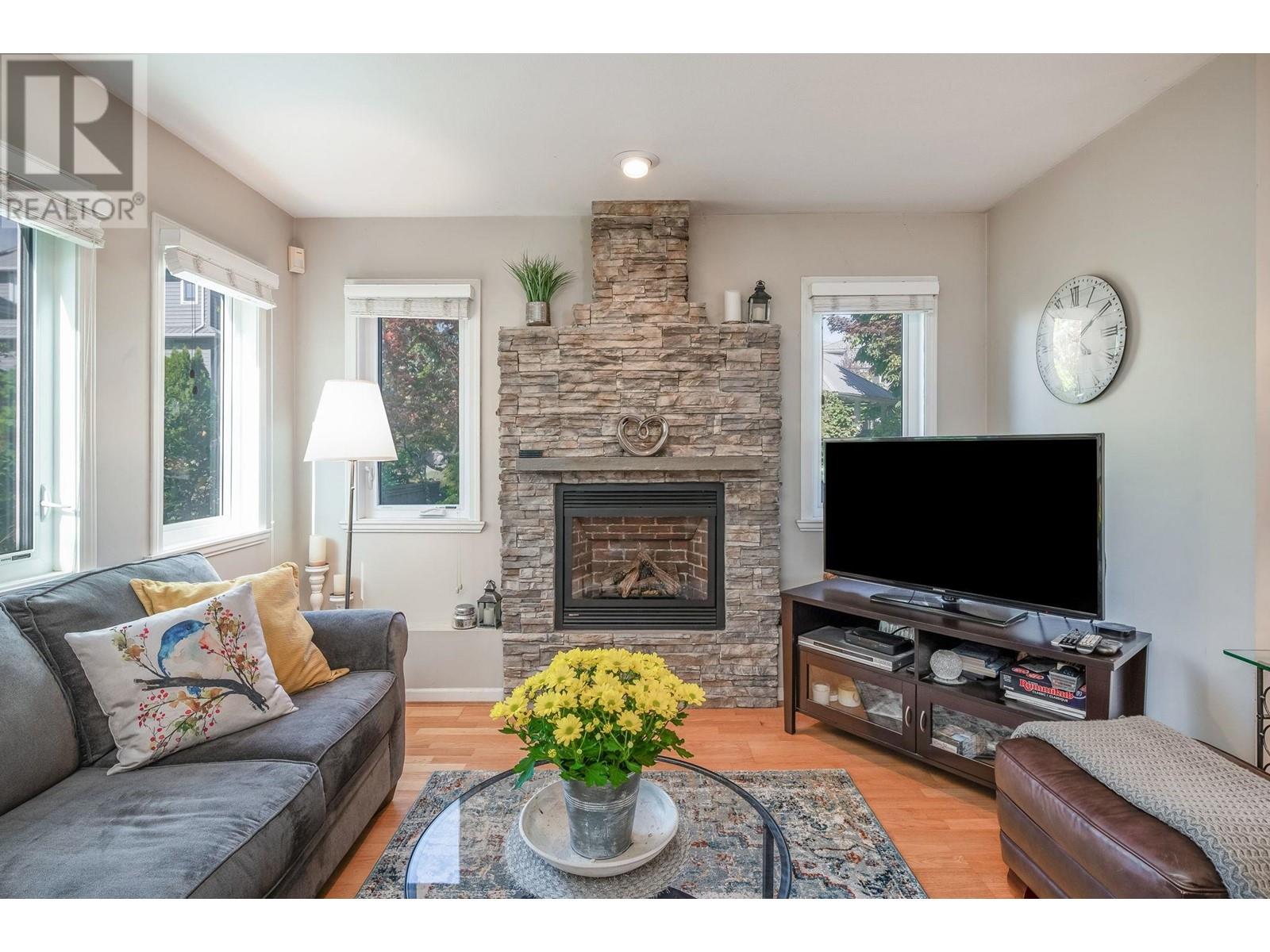 1548 Bowser Avenue, North Vancouver, British Columbia  V7P 2Y3 - Photo 13 - R2826608