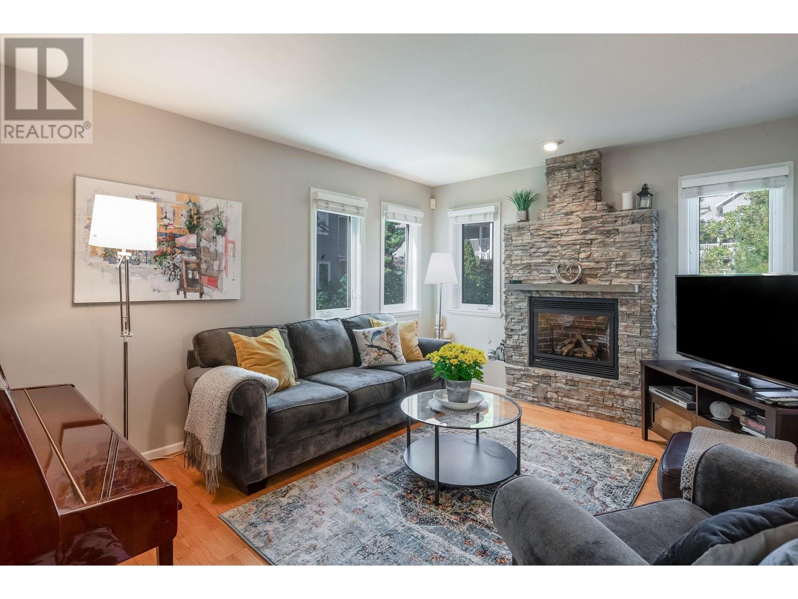 1548 Bowser Avenue, North Vancouver, British Columbia  V7P 2Y3 - Photo 18 - R2826608