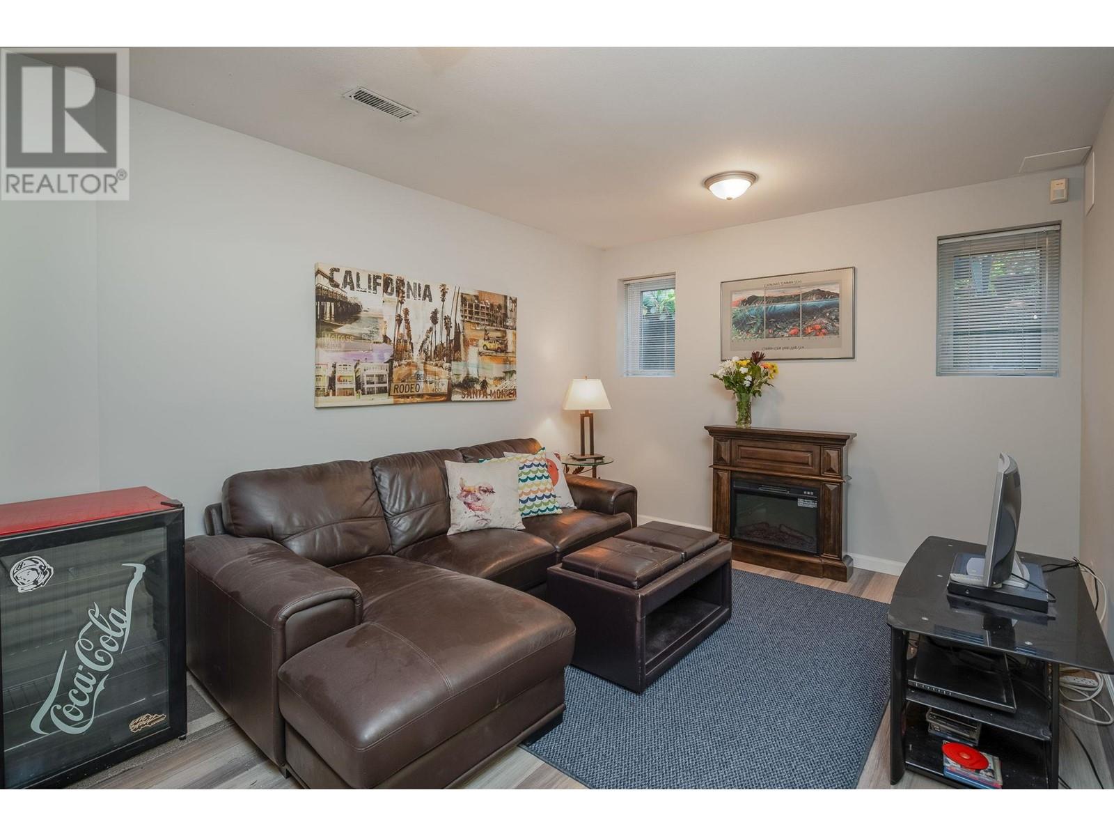 1548 Bowser Avenue, North Vancouver, British Columbia  V7P 2Y3 - Photo 35 - R2826608