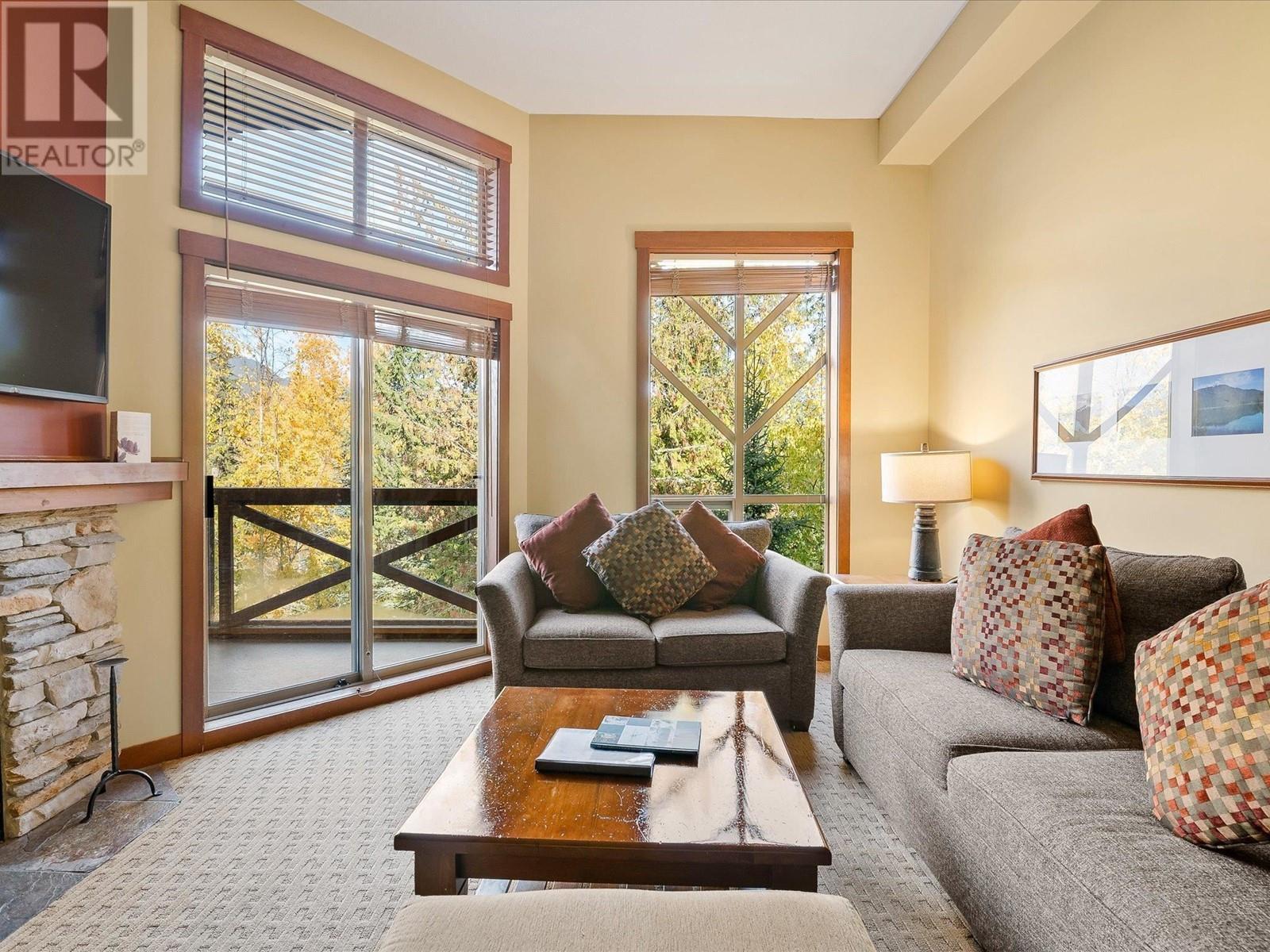 301g3 4653 Blackcomb Way, Whistler, British Columbia  V8E 0Y9 - Photo 2 - R2826617