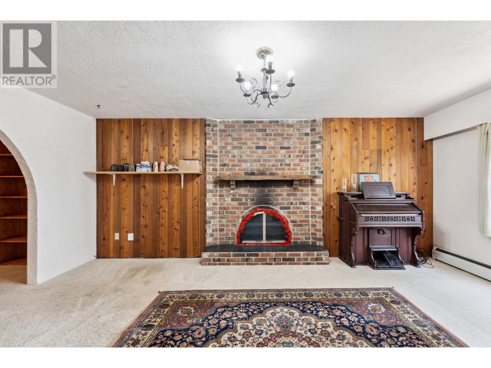1406 Mcnair Drive, North Vancouver, British Columbia  V7K 1X5 - Photo 19 - R2825093