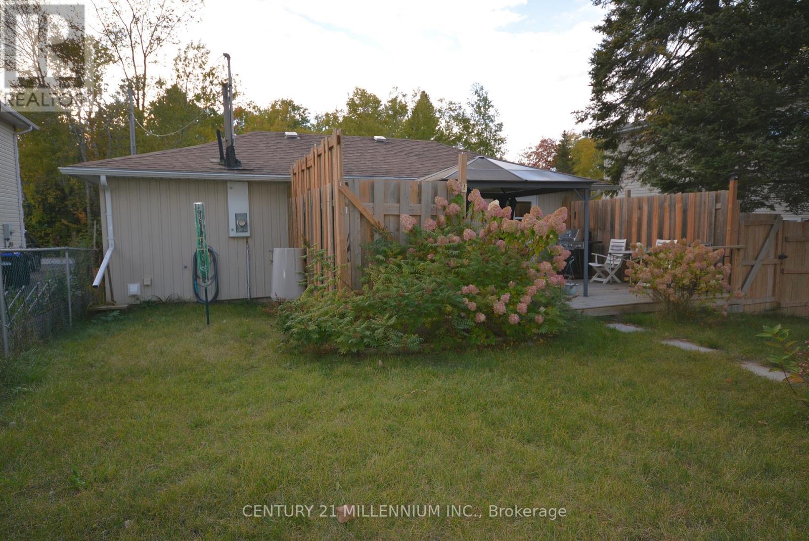 27 47th St S, Wasaga Beach, Ontario  L9Z 1Y6 - Photo 17 - S7237348