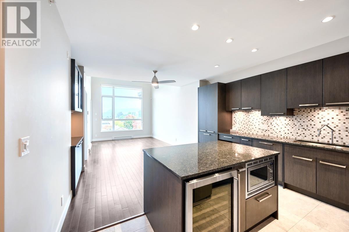 406 4570 Hastings Street, Burnaby, British Columbia  V5C 0E8 - Photo 5 - R2823024