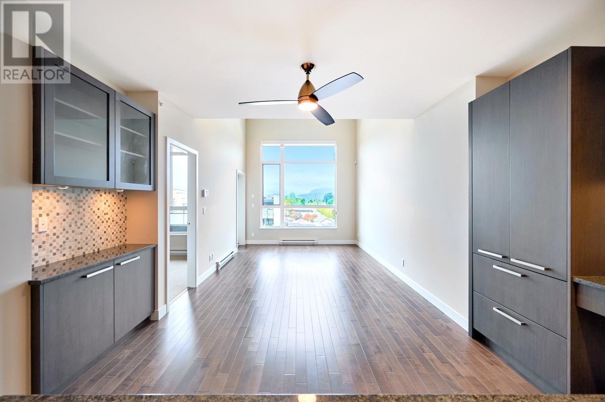406 4570 Hastings Street, Burnaby, British Columbia  V5C 0E8 - Photo 12 - R2823024