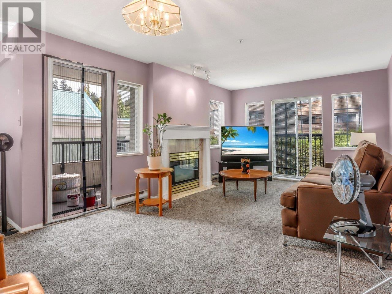 302 55 Blackberry Drive, New Westminster, British Columbia  V3L 5S7 - Photo 4 - R2812647