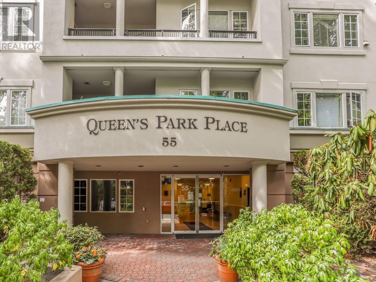 302 55 Blackberry Drive, New Westminster, British Columbia  V3L 5S7 - Photo 3 - R2812647