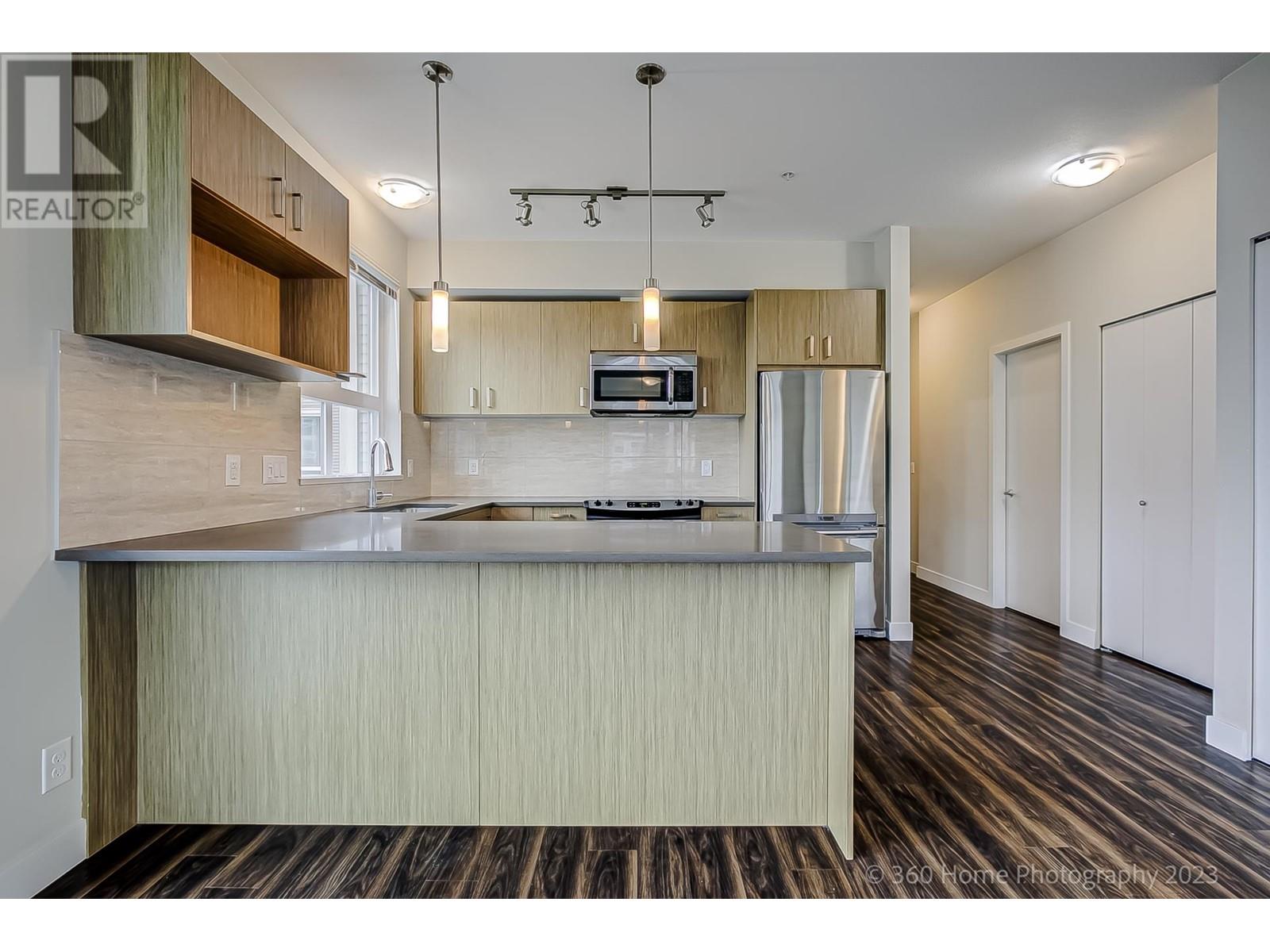 309 12040 222 Street, Maple Ridge, British Columbia  V2X 5W1 - Photo 3 - R2826637