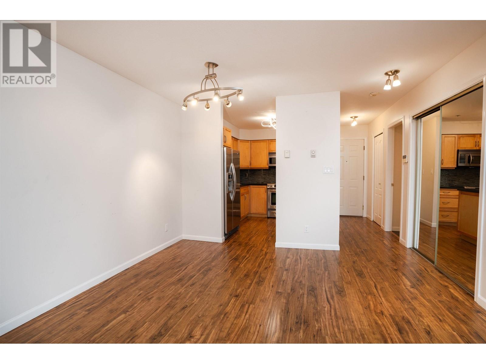 107 5375 Victory Street, Burnaby, British Columbia  V5J 1T2 - Photo 8 - R2823580