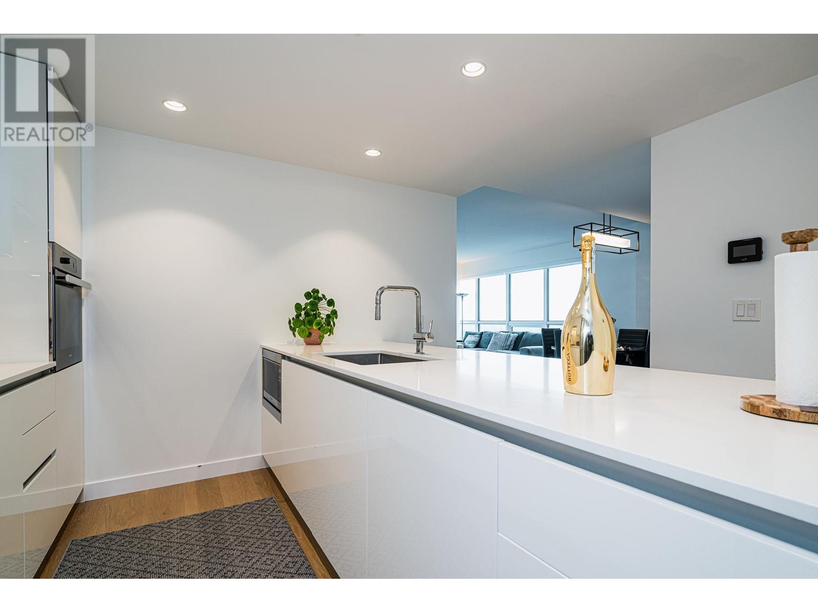 1702 5766 Gilbert Road, Richmond, British Columbia  V6X 1B7 - Photo 9 - R2824913