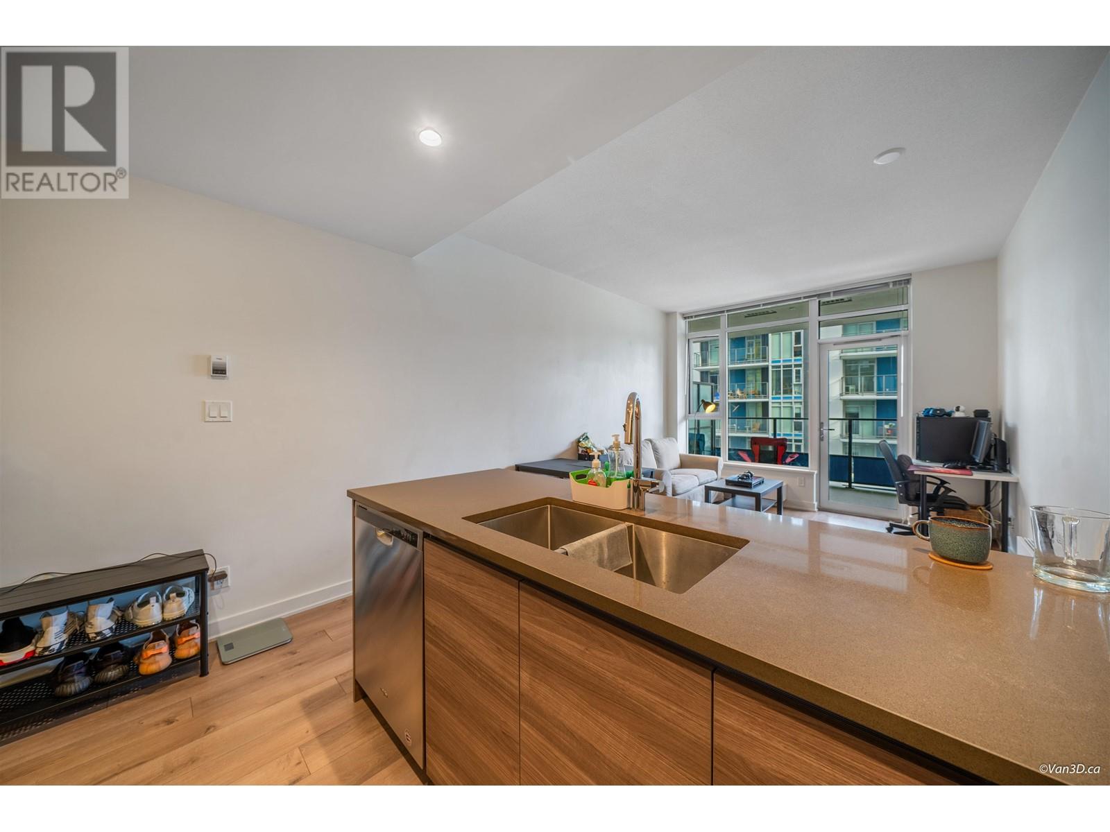 401 8850 University Crescent, Burnaby, British Columbia  V5A 4Y8 - Photo 6 - R2825470