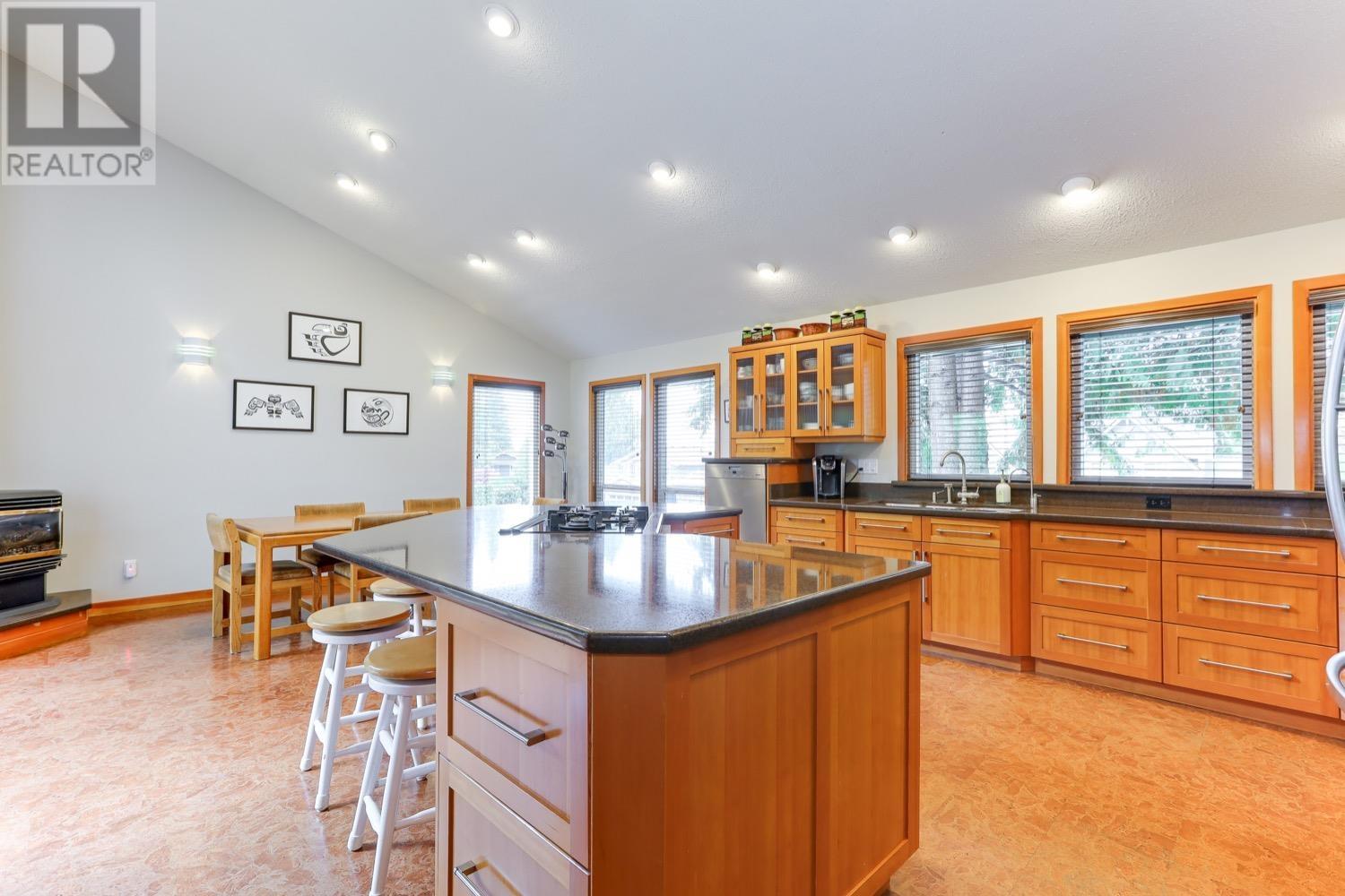331 53a Street, Delta, British Columbia  V4M 3C7 - Photo 10 - R2826174