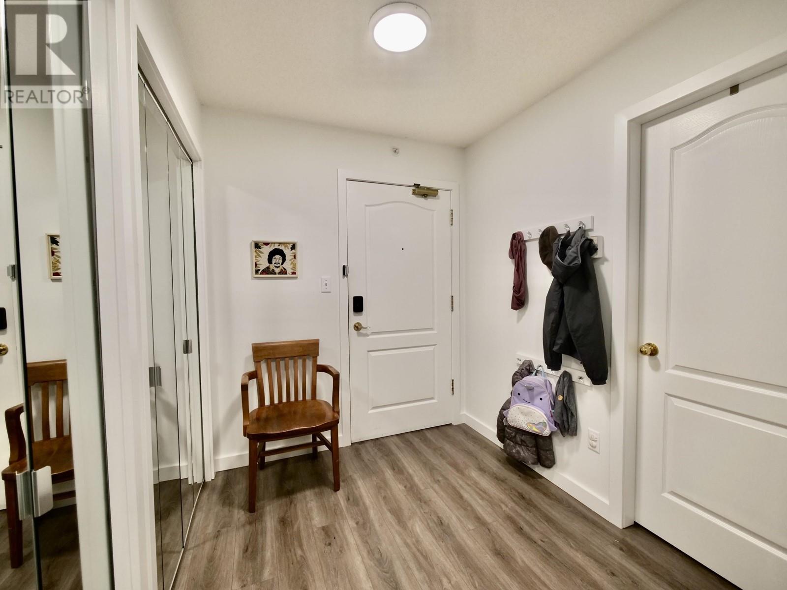 602 1196 Pipeline Road, Coquitlam, British Columbia  V3B 7Z6 - Photo 12 - R2825462