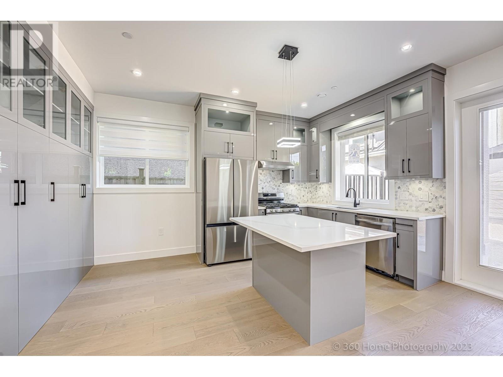 2831 MCGILL STREET, vancouver, British Columbia