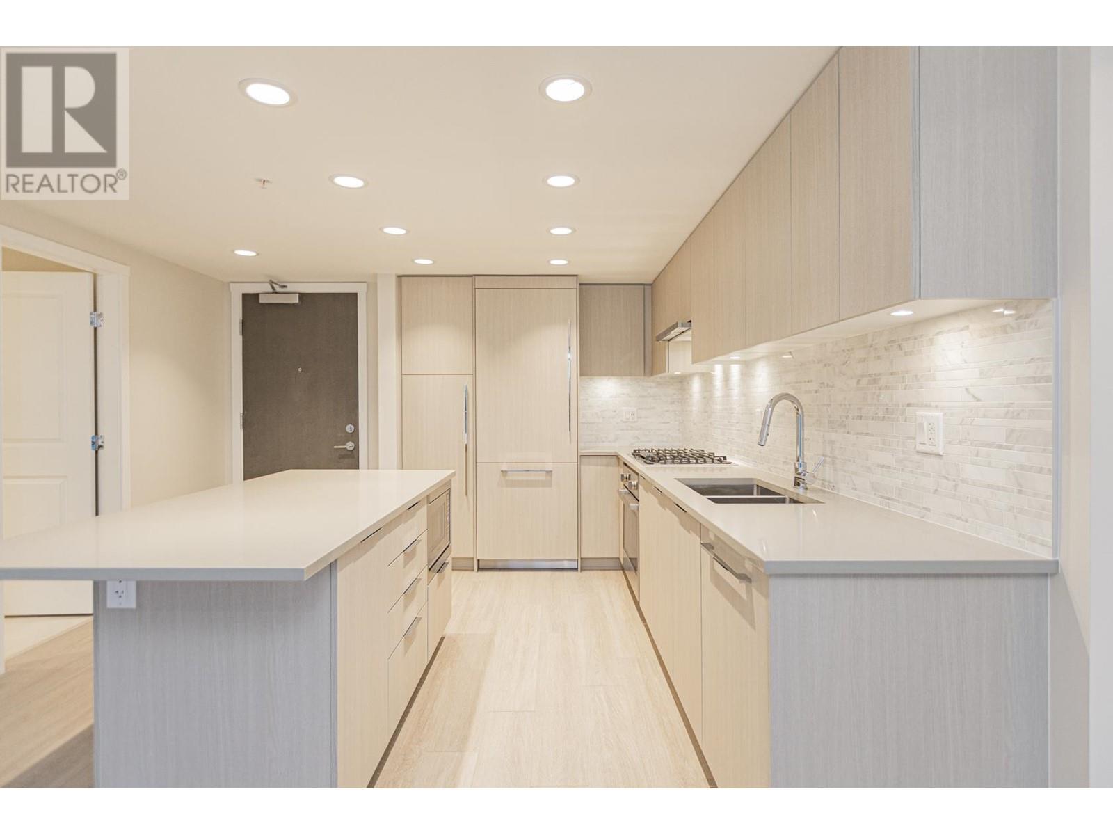 1604 1182 Westwood Street, Coquitlam, British Columbia  V3B 0T9 - Photo 3 - R2826641