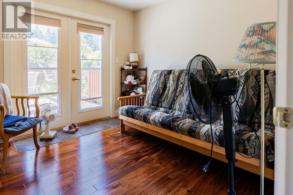 496 Ocean View Drive, Gibsons, British Columbia  V0N 1V5 - Photo 29 - R2826649
