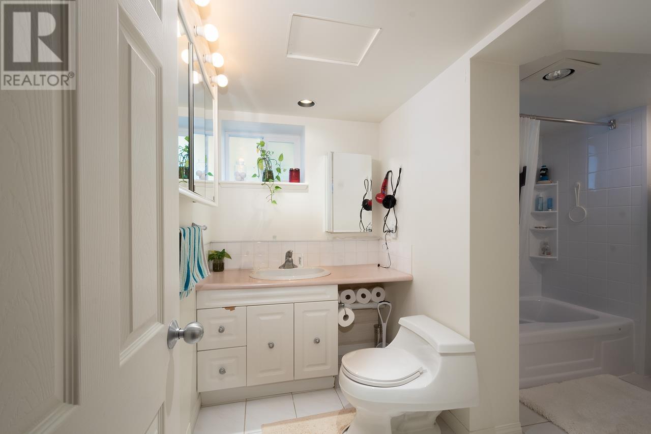 3808 Lonsdale Avenue, North Vancouver, British Columbia  V7N 3K6 - Photo 29 - R2818979