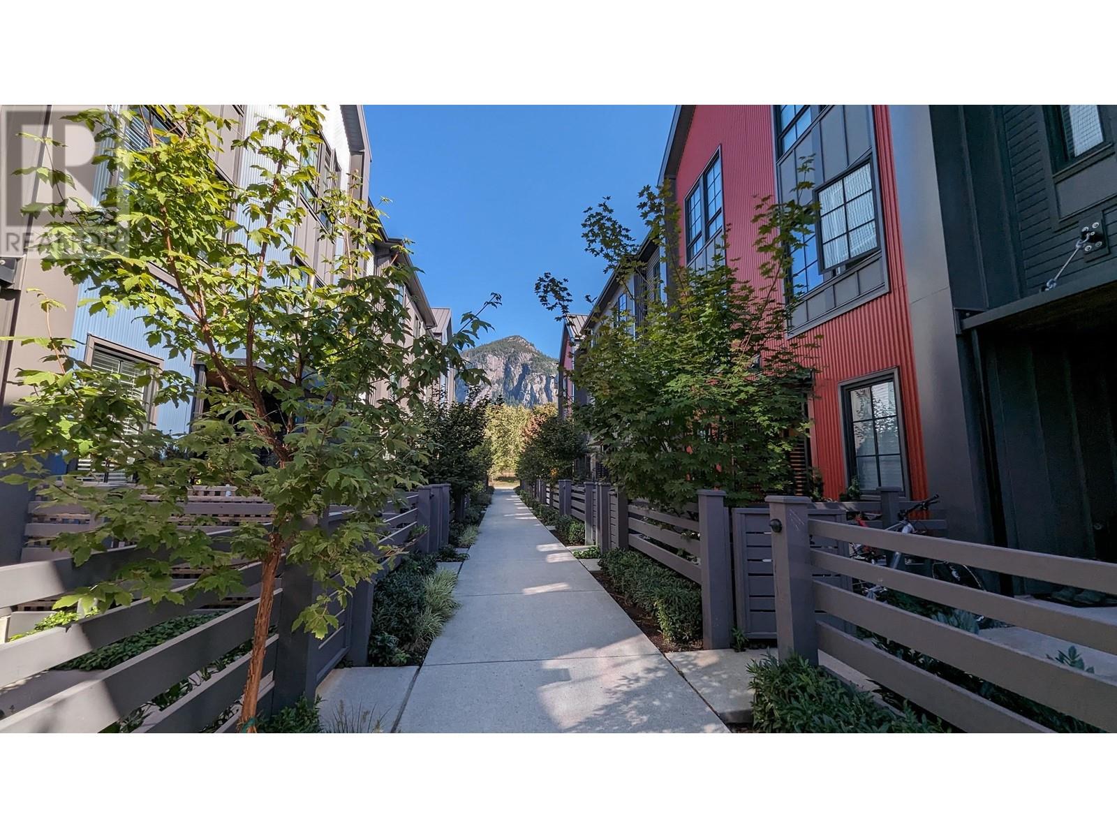 1383 Valleyside Place, Squamish, British Columbia  V8B 1A8 - Photo 22 - R2824982