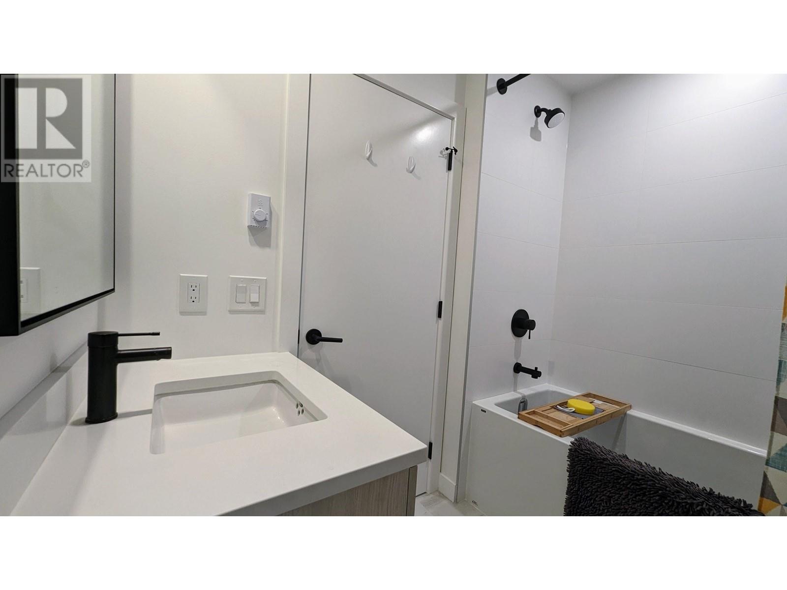 1383 Valleyside Place, Squamish, British Columbia  V8B 1A8 - Photo 18 - R2824982