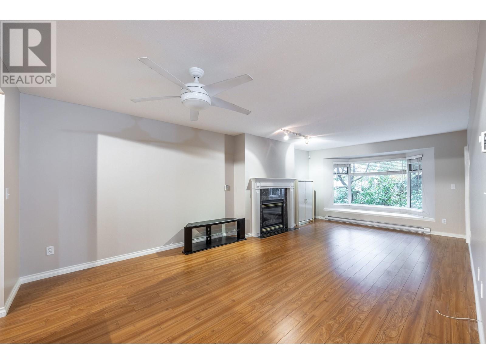 207 7231 Antrim Avenue, Burnaby, British Columbia  V5J 5H5 - Photo 4 - R2825279