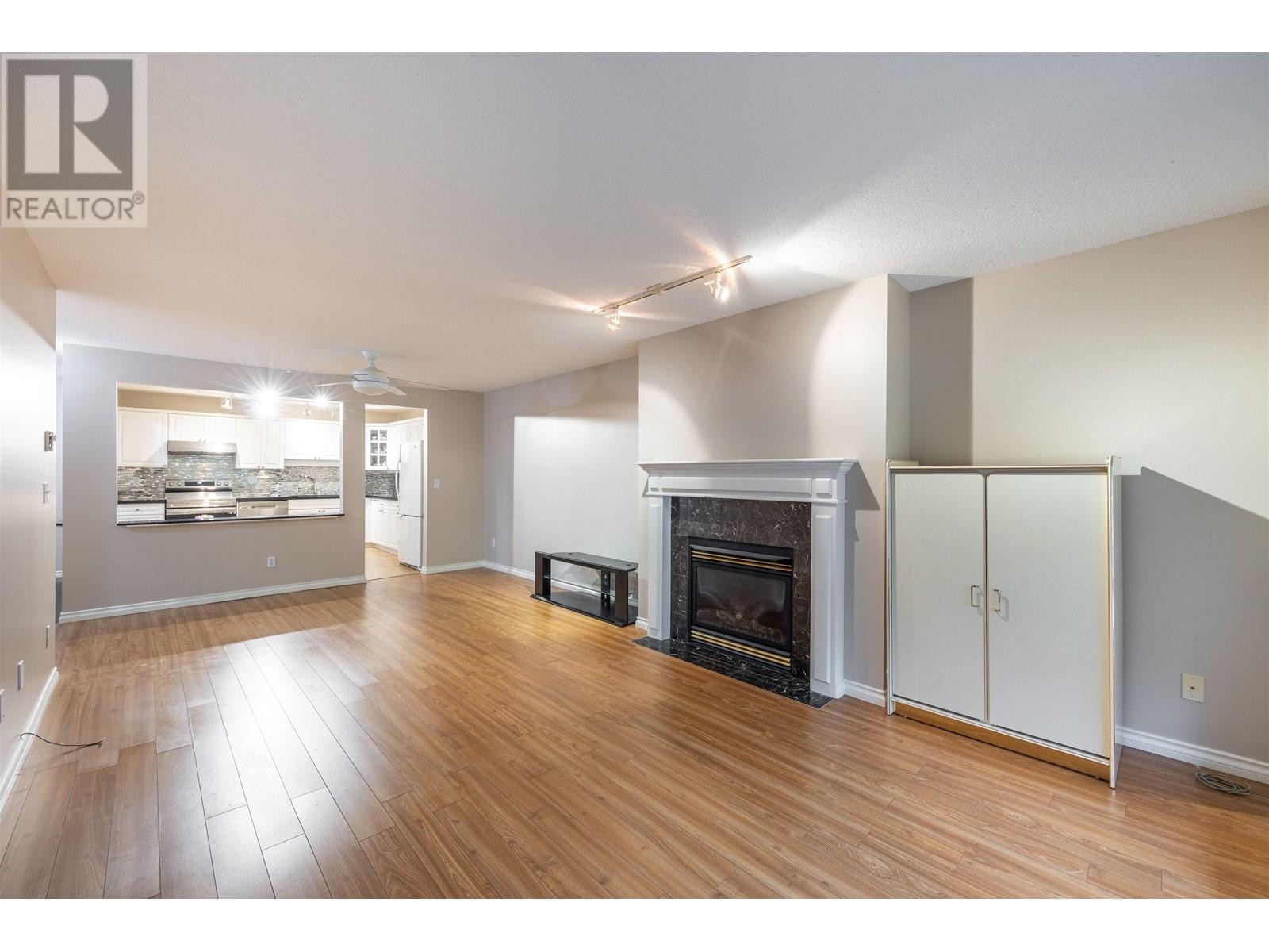 207 7231 Antrim Avenue, Burnaby, British Columbia  V5J 5H5 - Photo 6 - R2825279