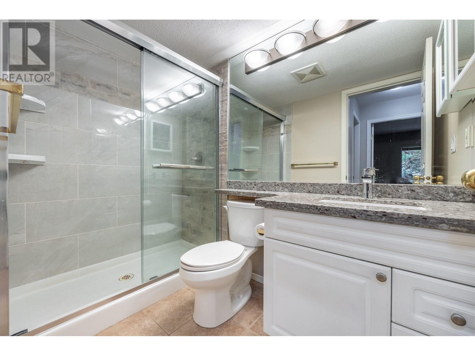 207 7231 Antrim Avenue, Burnaby, British Columbia  V5J 5H5 - Photo 13 - R2825279