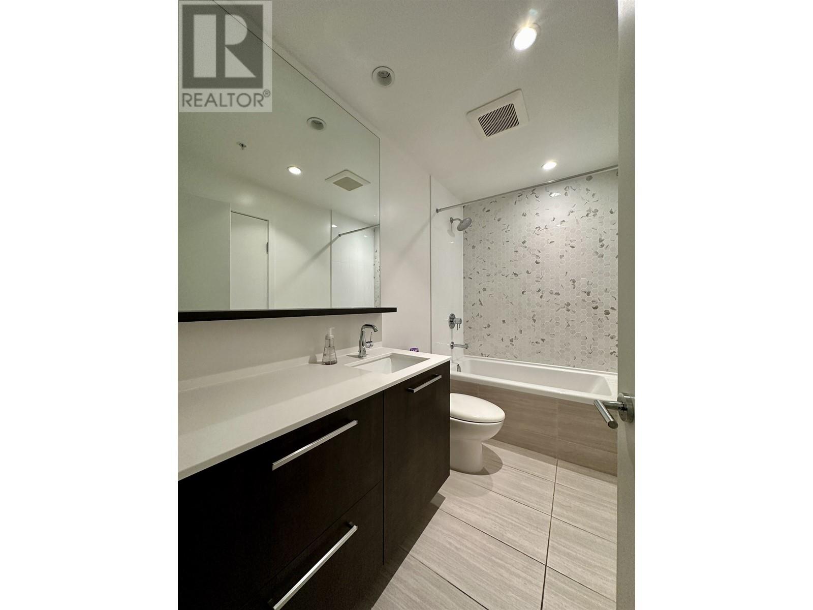 807 567 Clarke Road, Coquitlam, British Columbia  V3J 0K7 - Photo 11 - R2824459
