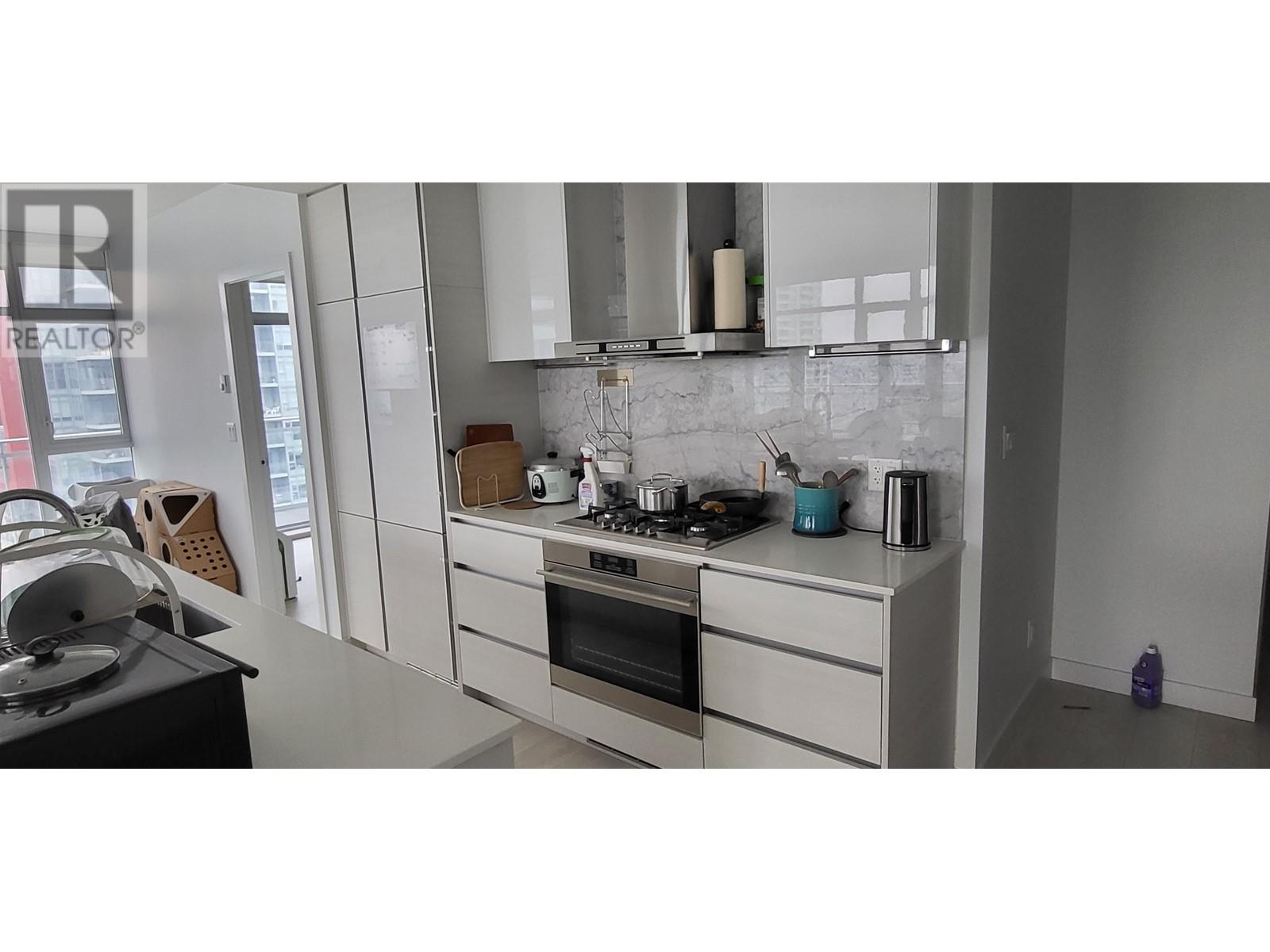 2808 4670 Assembly Way, Burnaby, British Columbia  V5H 0H3 - Photo 1 - R2826248